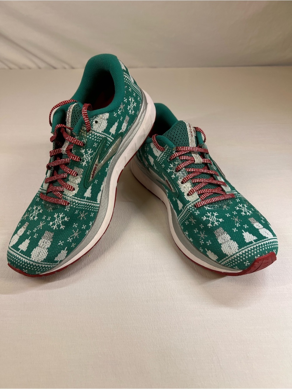 Brooks Women's Green Knit Holiday-Pattern Running Sneakers with Red Accents